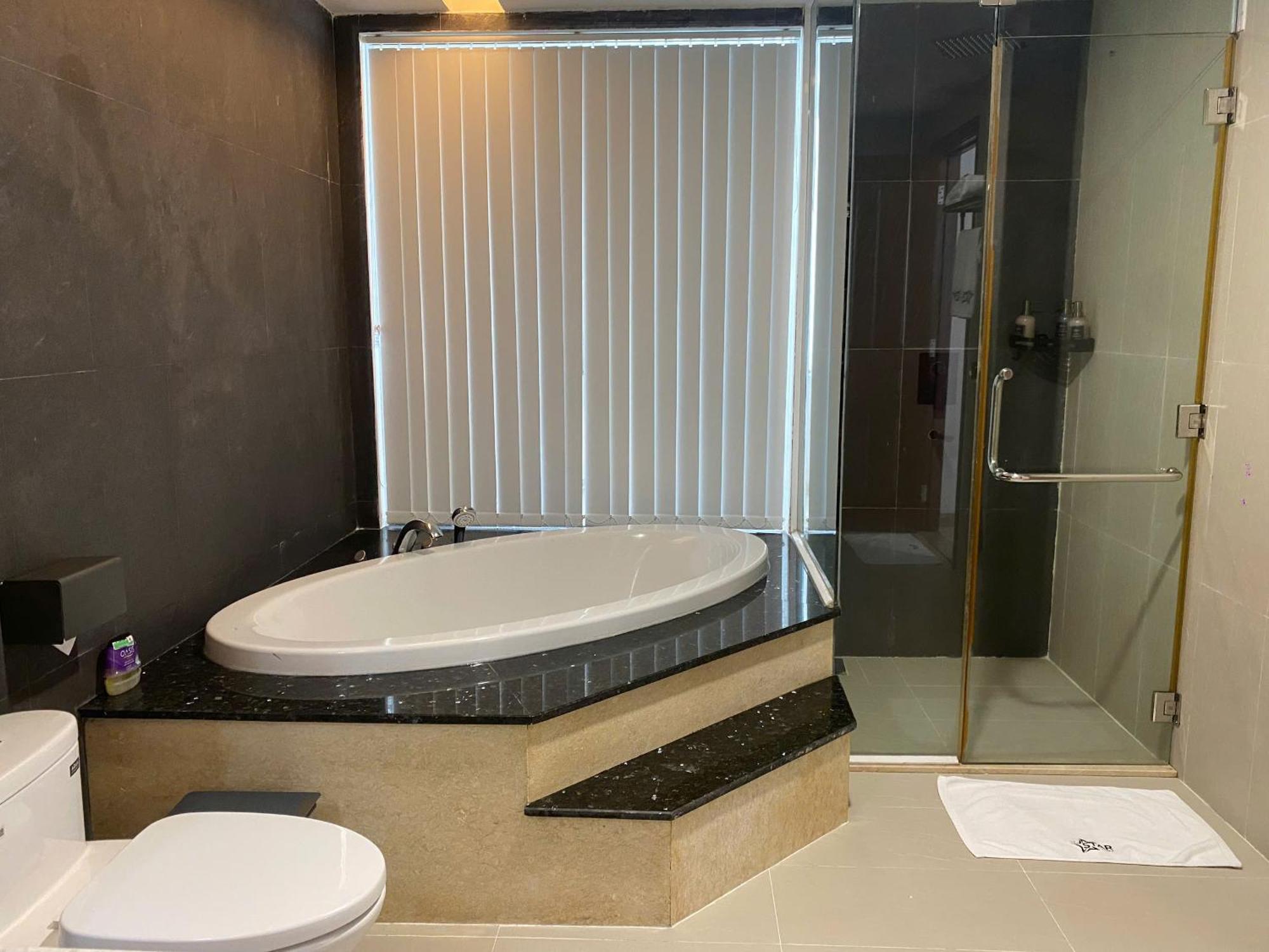 Hotel The Star 2 Ho Chi Minh City